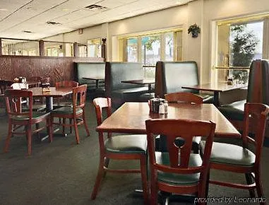Days Inn By Wyndham Columbus East Airport Hotel